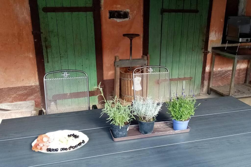 Apartamento Statek Veverska Bityska Exterior foto